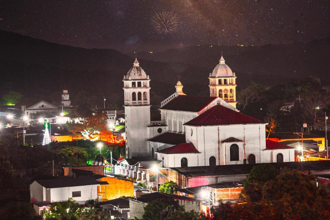 Samay Hostel Juayua ภายนอก รูปภาพ