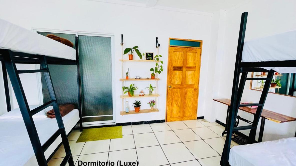 Samay Hostel Juayua ภายนอก รูปภาพ